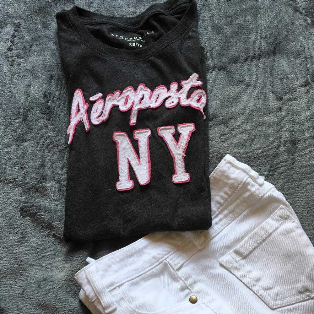 (EUC) Aeropostale graphic tee